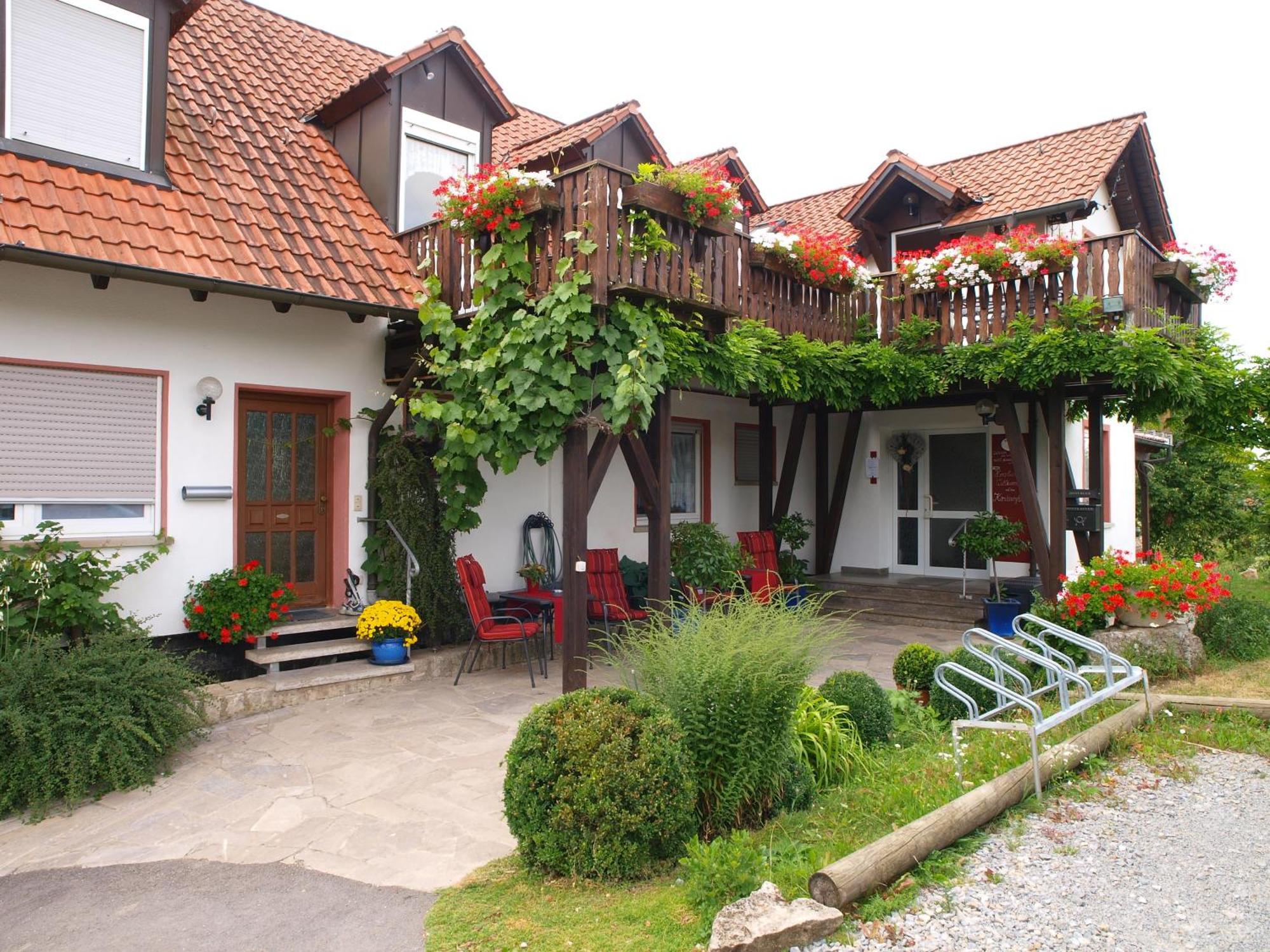 Kirschberghof Gästehaus und Weinverkauf Sommerhausen Exterior foto